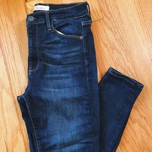 GAP High Rise True Skinny Jeans 360 Stretch